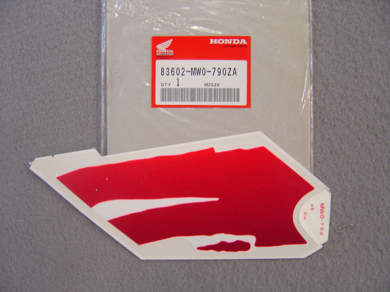 Décor Autocollant Latéral Droit Honda CBR900RR 93 | 83602-MW0-790ZA