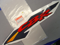 Décor autocollant A de couvercle latéral gauche de CBR600FS 95 code coule