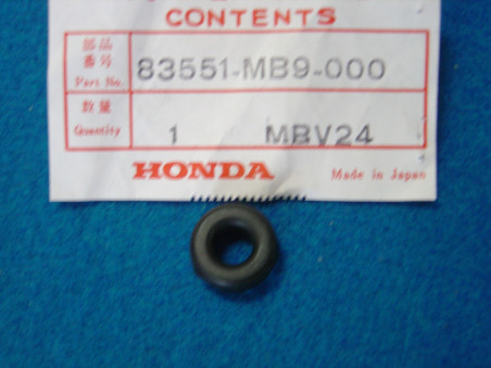 Caoutchouc Cache Latéral Honda 83551-MB9-000