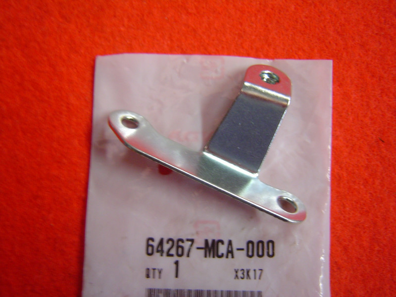 Support montage rétroviseur Honda GL1800 - 64267MCA000