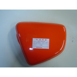 Cache latéral gauche Honda CB500T YR-26 - Réf. 83700375000ZA
