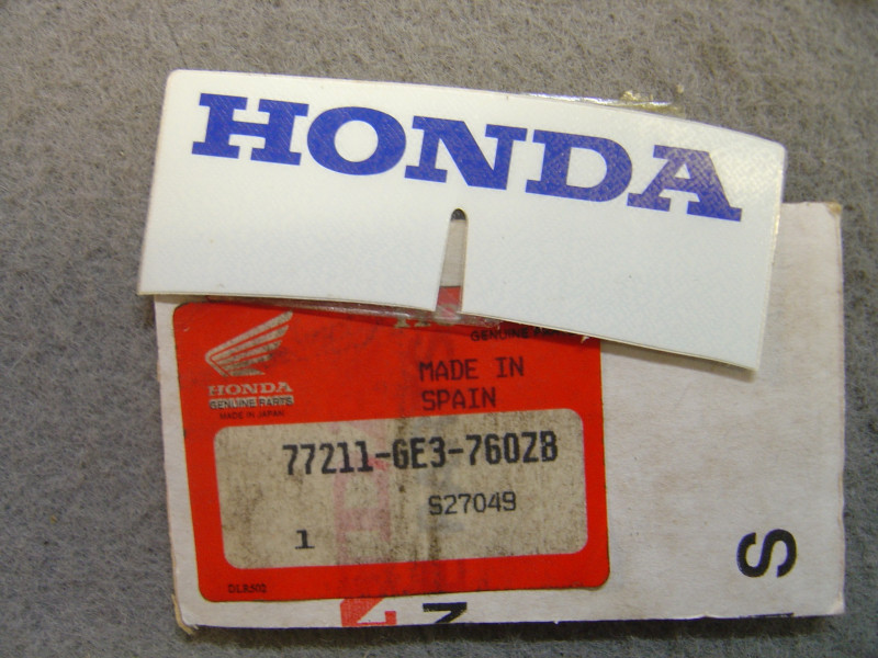 Décor Autocollant Coque AR Honda NSR50AK 77211-GE3-760ZB
