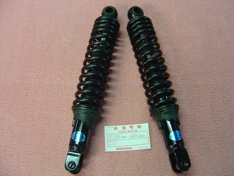 Jeu d'amortisseurs neufs Honda 250G Armée – Réf. 52400369000