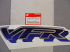 Autocollant carénage gauche Honda VFR750F – Réf. 64480MZ7920ZA