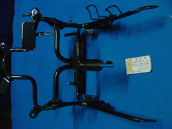 Araignée Support de phare de VF1000F