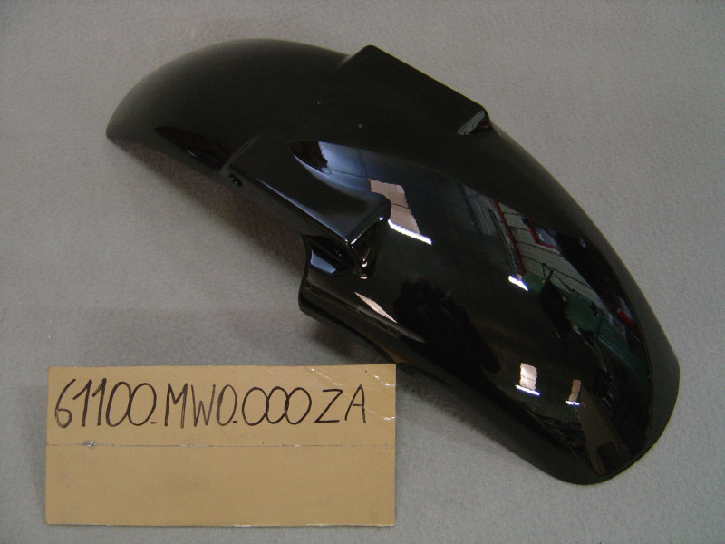 Garde boue avant Honda CBR900 92-94 NH1 – Réf. 61100MW0000ZA