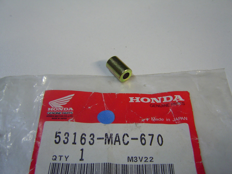 Entretoise Tirage Câble de Gaz Honda CR125R CR250R | 53163MAC670