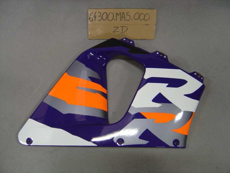 Flanc de carénage Honda CBR900R 96 – Réf. 64300MAS000ZD