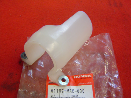 Bride Droite Garde-Boue Avant Honda CBR900 94-95 | 61102MAE000