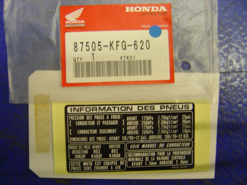 Autocollant Sécurité Honda FES125W X 98-99 – Réf. 87505KFG620