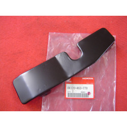 Cache garde-boue arrière gauche Honda GL1100 - Réf. 84120463770