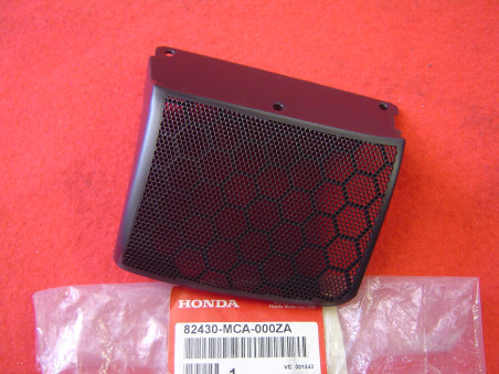 Grille haut-parleur accoudoir gauche Honda GL1800 - 82430MCA000ZA