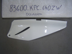 cache latéral gauche de XL125V 2009-13 code couleur NH138 occasion bon état