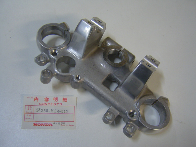Té de fourche supérieur Honda VF1100CF/CG - 53230MB4010