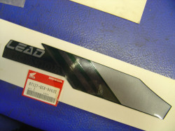 Décor autocollant droit type 3 Honda NH80MS 92-93 | 87127GC8900ZC