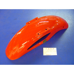 Garde boue avant de VF750F 83/84 CBX750F 84/86 code couleur R110