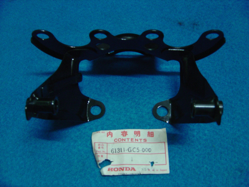 Support Phare Honda MTX80 – Référence 61311GC5000