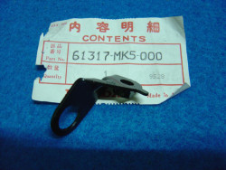 Support gauche phare Honda XL600LMF – Réf. 61317MK5000