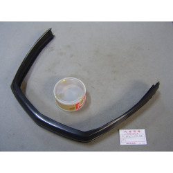 Moulure Pare-Choc Avant Honda CH125 Spacy 84 – Réf. 64303KJ9000