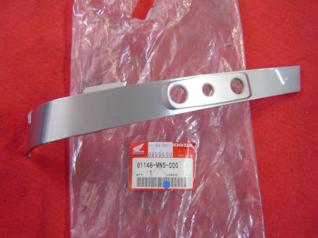 Garniture latérale coffre droit Honda GL1500 88-94 | 81146MN5000