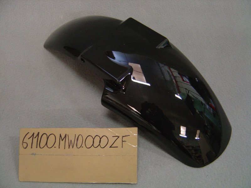 Garde boue avant Honda CBR900 SC28 1995 NH343P | 61100MW0000ZF
