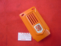 cache colonne de direction (couleur orange code inconnu) pièce neuve mais mal