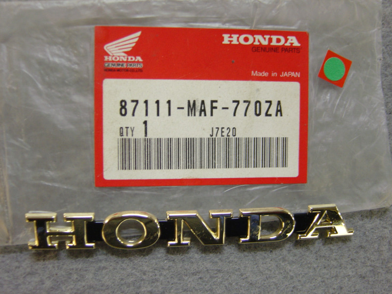 Emblème Sacoche AR Droite Honda GL1500SE 94 – Réf. 87111MAF770ZA