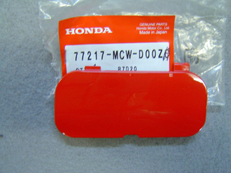 Couvercle Poignée Gauche Honda VFR800 R157 – Réf. 77217MCWD00ZC