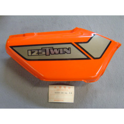 Cache latéral droit Honda CB125T couleur YR-26 | Pièce carrosserie