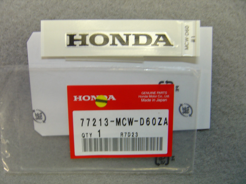 Décor autocollant auvent de selle Honda VFR800 04-06 Type 1