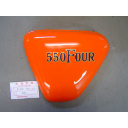 Cache latéral gauche Honda CB550F1 YR-26 – Réf. 83700390000ZD