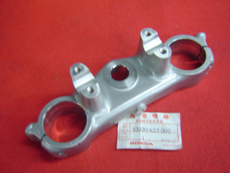 Té de fourche supérieur Honda CR125/CR250 – Réf. 53230KZ3000