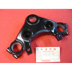 Té de fourche supérieur Honda CM400 - Réf. 53231-447-000