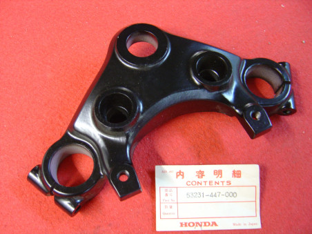 Té de fourche supérieur Honda CM400 - Réf. 53231-447-000