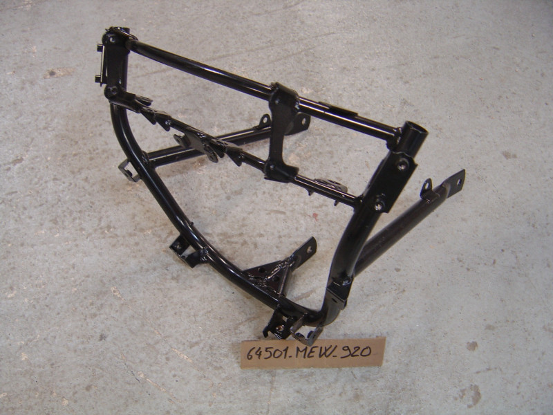 Araignée de carénage Honda NT700V 06/07 - Réf. 64501MEW920