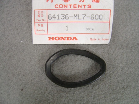 Caoutchouc carénage clignotant avant Honda 64136ML7600