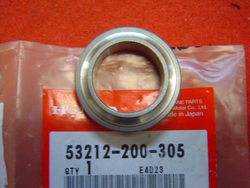 Cuvette de direction Honda CB125 CBR125 NSR125 - Réf 53212-200-305