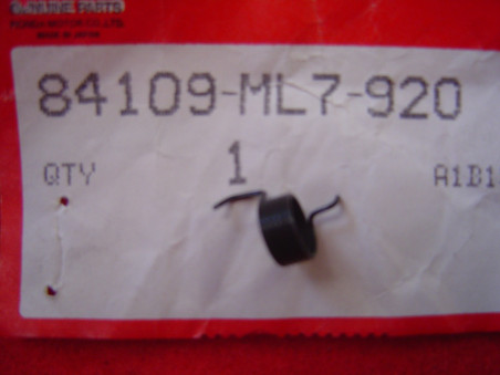 Ressort rappel bagagerie droit Honda VFR750 88/89 - 84109ML7920