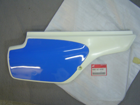 Cache latéral droit Honda XR250 92-93 – Réf. 83601KZ1670ZC