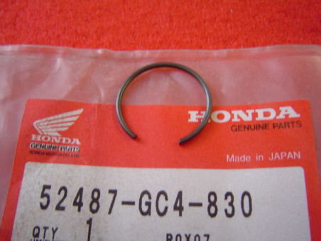 Clips butée biellette amortisseur AR Honda CR80 52487-GC4-830