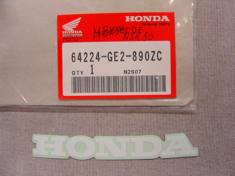 Décor autocollant bulle avant NSR50 Honda 64224-GE2-890ZC