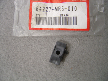 Verrouillage bouton carénage Honda PC800 - 64227-MR5-010