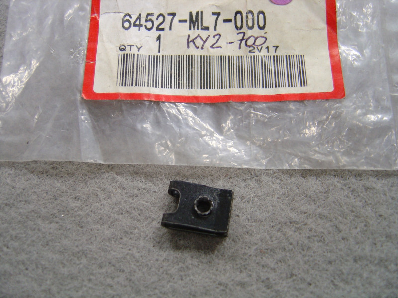 Clip montage carénage Honda VFR750 CBR900 - Réf. 64527-ML7-000