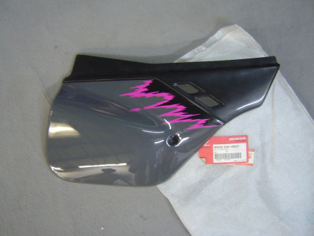 Cache latéral droit Honda CRM125 1993 - Réf. 83630KAK880ZF