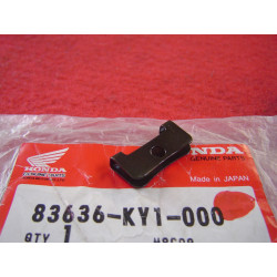 Clips Cache Latéral Honda CBR900 92-99 | Réf. 83636KY1000
