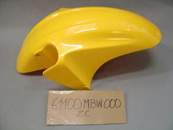 Garde boue avant pour modèle 600CBR FX année 99 valeur Honda 145.05€ code cou