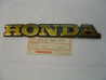 Logo réservoir droit Honda VF750S C D E - Réf. 87121MB0000