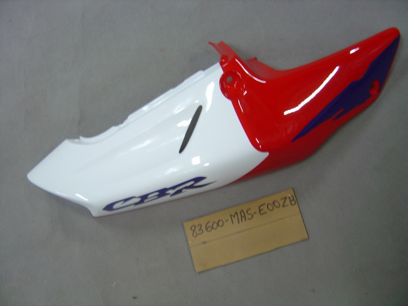 Cache latéral droit Honda CBR900RRW 1998 – Réf. 83600MASE00ZB