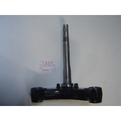 Té de fourche inférieur Honda FJS400 FJS600 - 53219-MCT-000