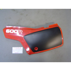 Cache latéral gauche Honda XL600RC R110 – Réf. 836A0MG2000ZA